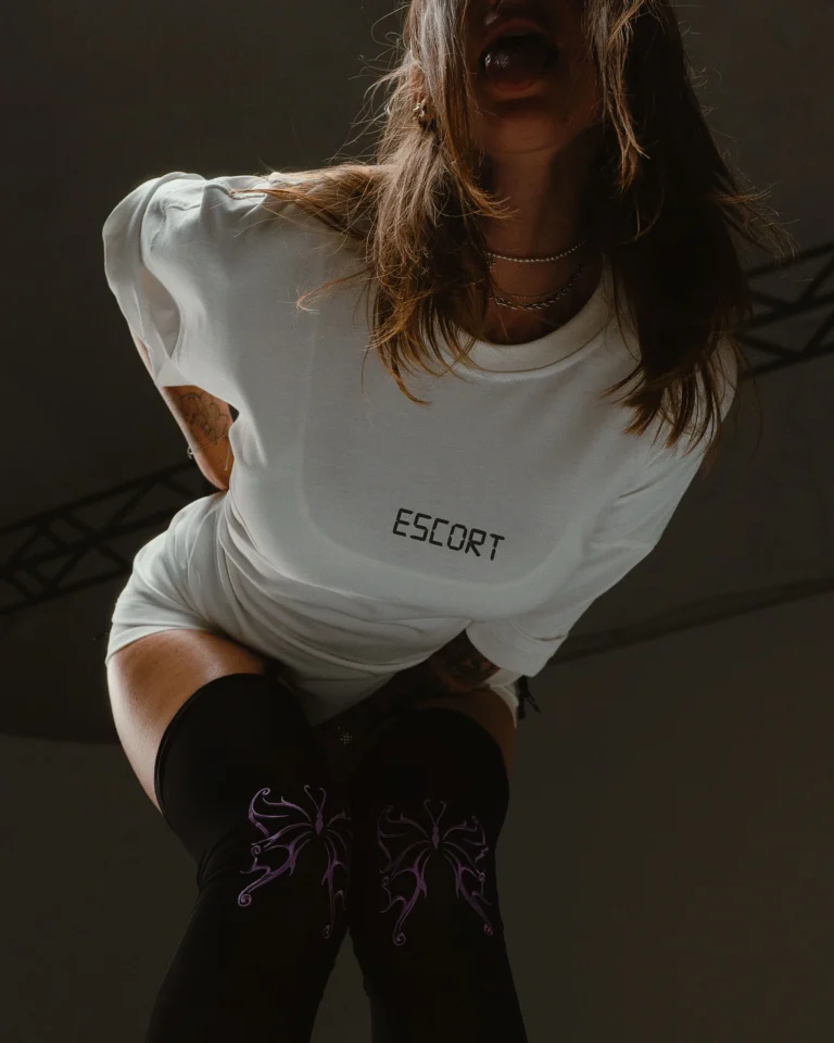 symbiosis | футболка ® escort